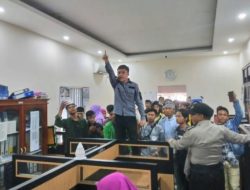 Gelombang Amarah dan Ironi Berdarah di Tanah Bone Bolango: Blunder Kekuasaan yang Mengkhianati Nalar!